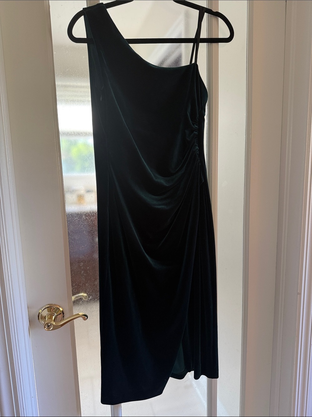 Aqua One-Shoulder Dark Green Velvet Midi Dress